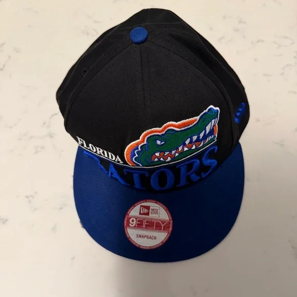 New Era 9Fifty Florida Gators Snapback Cap - Black and Blue - Picture 7 of 10